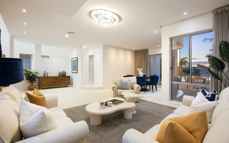 49 Sir Bruce Small Boulevard Benowa Waters