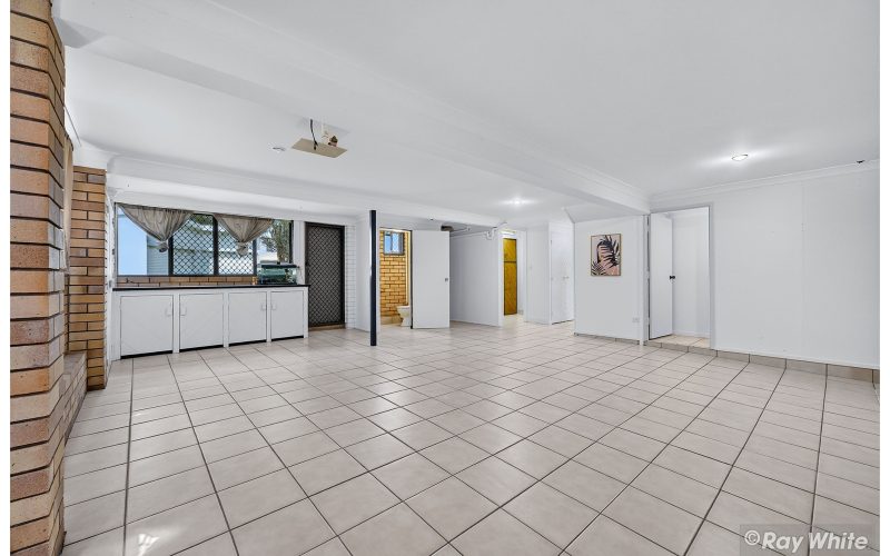 Room for Everyone and Everything in This Frenchville Family Home