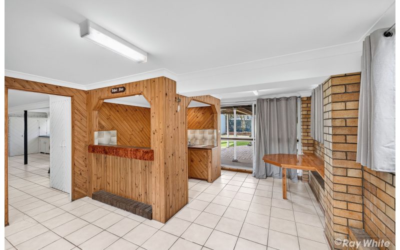 Room for Everyone and Everything in This Frenchville Family Home