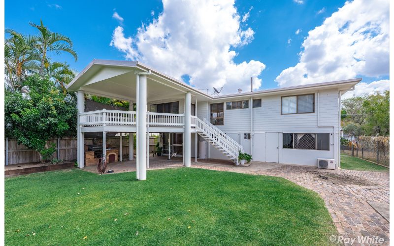 Room for Everyone and Everything in This Frenchville Family Home