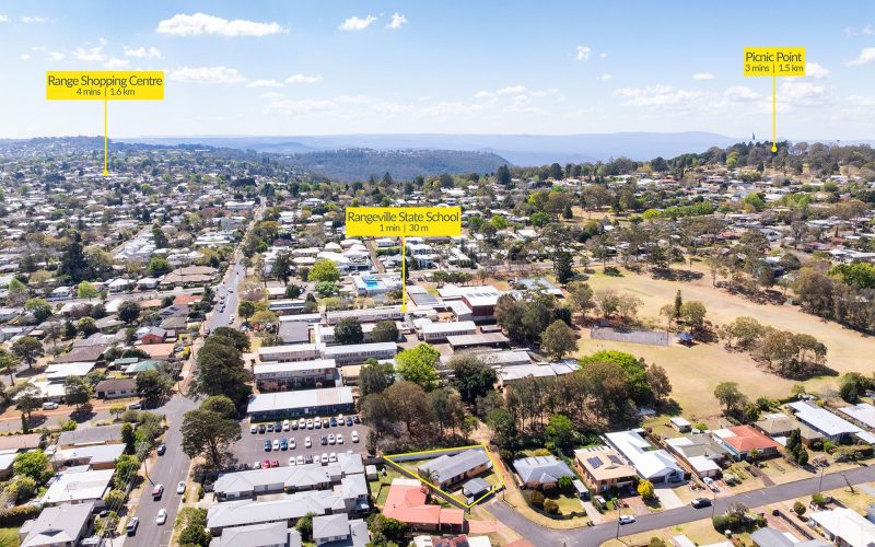 Charming Brick Family Home in Prime Rangeville Location