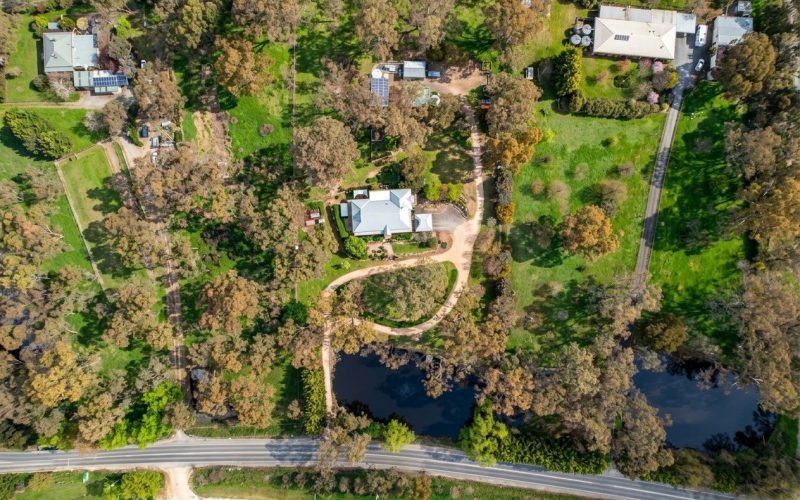Federation Grandeur: 2.8 Acres, Private Dam, and Substantial Shedding