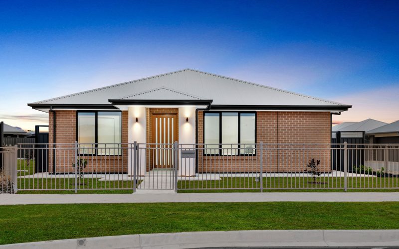 Brand-New, Big-Family "Dual Occupancy Option" Home