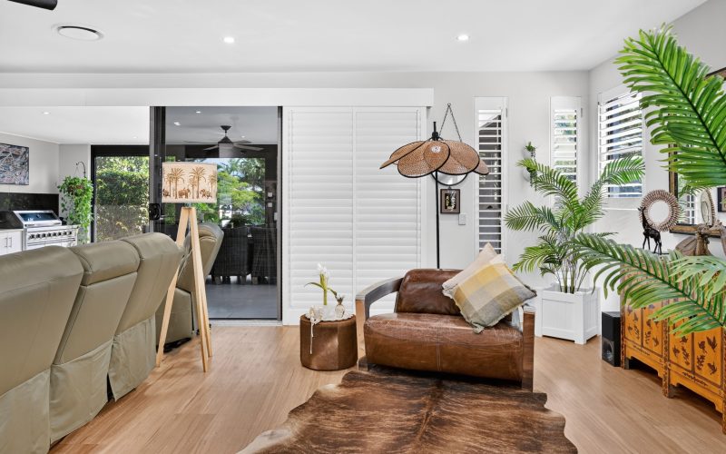 Effortless Elegance. Exceptional Parkland Outlook.