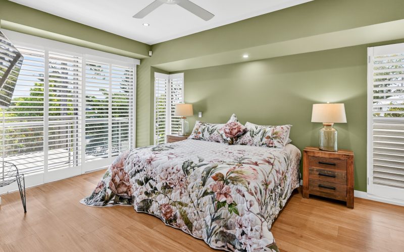 Effortless Elegance. Exceptional Parkland Outlook.