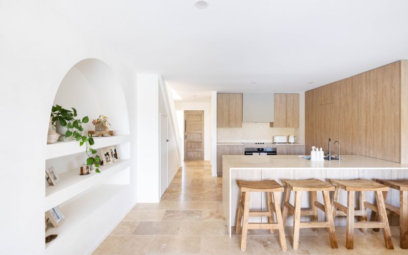 Renovated Waterfront Living In The Heart Of Burleigh Waters
