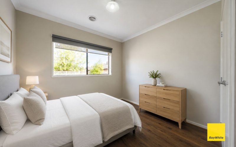 A North-Facing Family Haven in a Prime Cobblebank Location